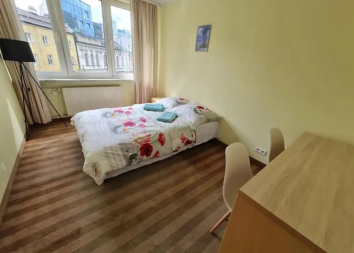 Fantastic Waw - Z6 Room - 103B